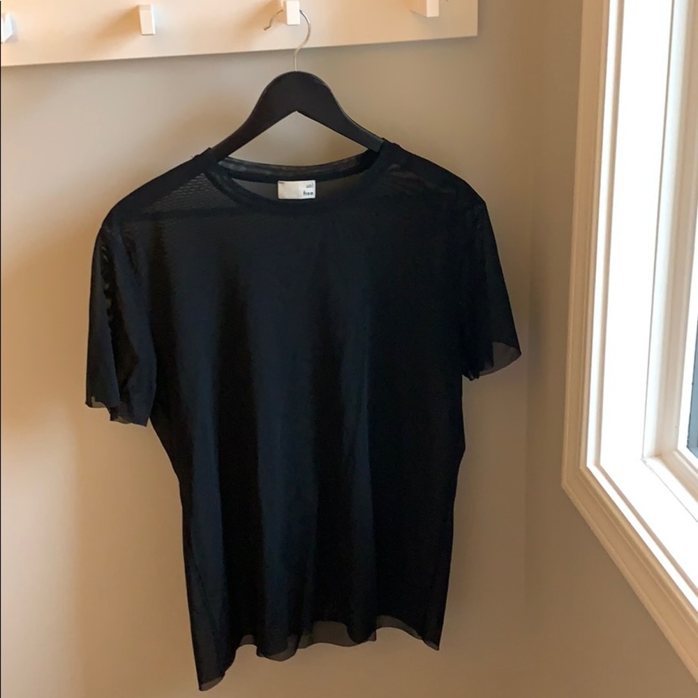 Wilfred free sheer black Tshirt